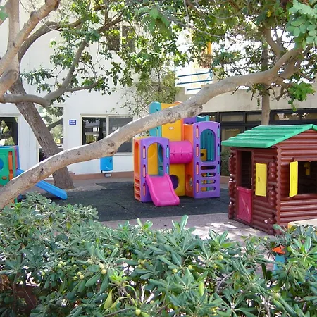 Club Salina Wharf